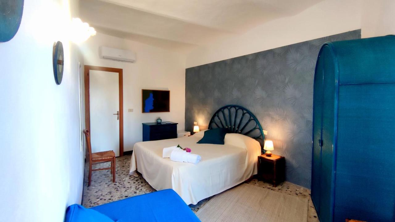 Hotel Golfo Azzurro Capoliveri  Exterior photo